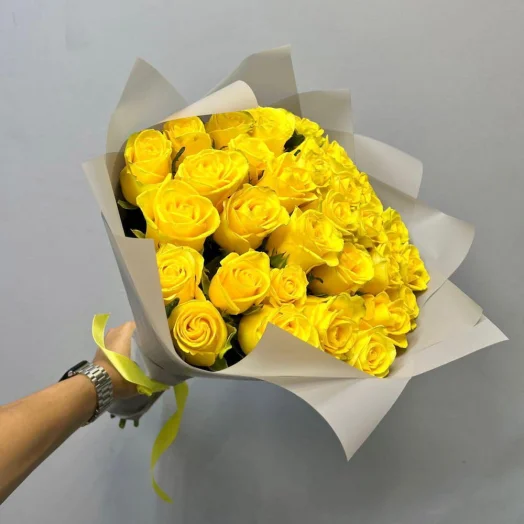 Букет из 25 желтых роз классика